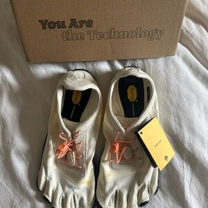 Vibram FiveFingers Cream and Black Shoes